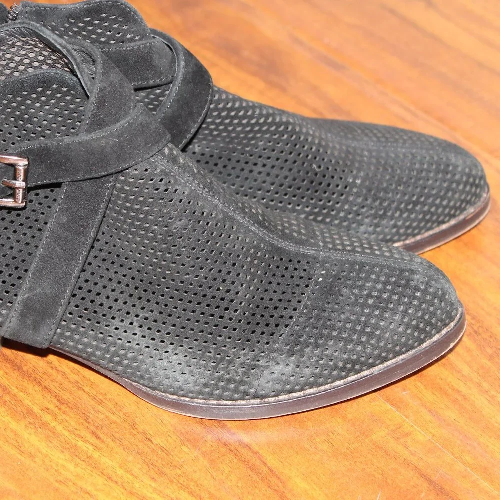Vince Camuto Black Perforated Suede Ankle boots 36 6